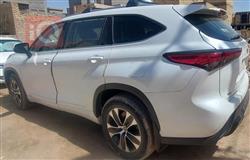 تۆیۆتا هایلاندەر